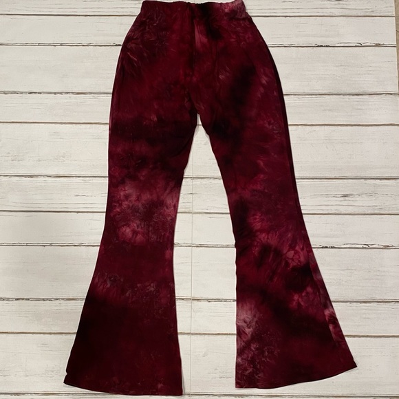 Fashion Nova stretch pants - Picture 5 of 7